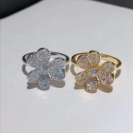 Van Clover Golden Trifolium Kalınlaştırılmış 18K Altın Kaplama Yüzük Tam Elmas Şanslı Çim Yüksek Görünüm Değer Moda Ağı