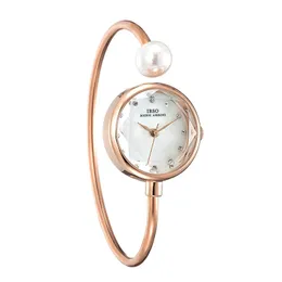 Inne zegarki Eleganckie srebrne kobiety bransoletki zegarek luksusowa marka Diamond Femalewwatch Waterproof Waterproof Famood Fashion Lady Randband Clock 231207