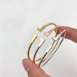 Moda Altın Bilezikler Hommes Charm Bangle Bangracietetto Pulsera Erkek ve Kadınlar İçin Düğün Aşıkları Hediye Elmas Tenis Takı Cust Rftm