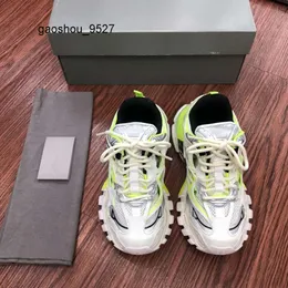 Balencaigalies를 위해 낮은 Balencigalies 패션 트레이너 새로운 브랜드 디자이너 운동화 여성 트리플 S Sports Track2 오픈 남자 운동화 농구 Hee 스니커즈 vqd1