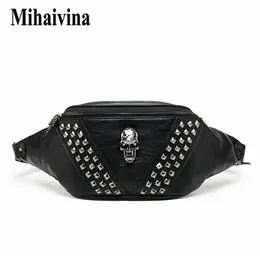 Mihaivina punk rebite crânio Men Bag Women Women Black Fanny Pack Leather Chest Sury Female Messenger Bum S 220216251R