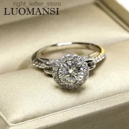 مع الحجارة الجانبية Luomansi REAL MOISSAN Diamond Ring D Color 1 925 Sterling Silver Full Quariaid Gemstone RNG Gine Wedding Gift YQ231209