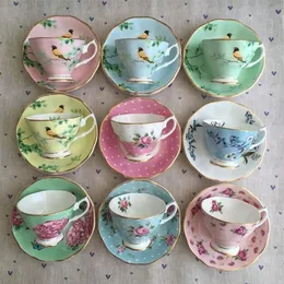 Xícaras de café europeias, canecas de cerâmica, xícara de chá da tarde e pires, conjunto de colher de porcelana avançada para presentes2459