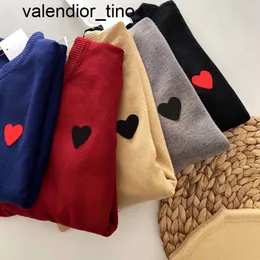 Yeni Erkek Sweaters Tasarımcı Kadınlar Knited Sweatshirt Klasik Aşk Kalp Şeklinde Kazak Çift Basit Pullover Marka Markası Sonbahar Erkek Kadın Kazak