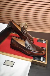 24 عرضًا للرجال ، فستان فاخر فستان حذاء براءة اختراع جلدية للرجال زفاف Oxford أحذية الدانتيل الدانتيل ، بدلة المكتب للرجال الأحذية غير الرسمية Zapatillas Hombre 38-46