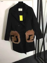 معطف من الصوف المرأة مصممة Overtoat Long Sleeve Fur Stack