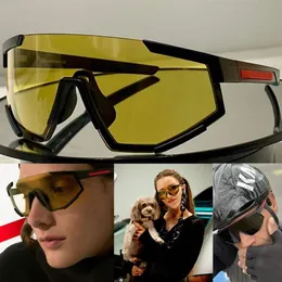 Óculos de sol esportivos femininos masculinos SPS04W Linea Rossa Impavid Óculos Armação de nylon frontal em lente de cor de cedro preto emborrachado 100% UVA U337O