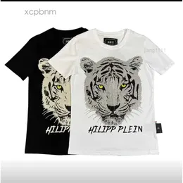 Philipps Plain PP Designer Projektant Czaszka Projektant Pleins of Men T-shirt Phillip Tiger Hot Diamond Men's Casual Round Short T-Shirt Slim Fit Larg 'S