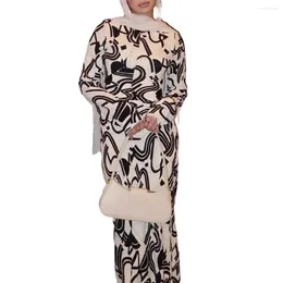 民族衣類中東アラブイスラム教徒の女性秋のファッションプリント気質長袖ドレスアバヤドバイ女性のためのドバイ