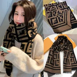 Scarves Designer 2022 Network Red New Classic Properatile Ins Fashion Double F L H Scarf Letter Shaw Cashmere Winter G204T