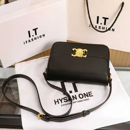 Legal Copy Deisgner Celinss Bags Online-Shop Hong Kong Genuine Leather Bag Womens 2023 New Triumphal Arch Modische Nischenbox Tofu Bag Single Shoulder Crossbody H