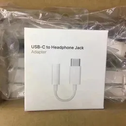 Aux 3,5 mm hörlurar Jack Bluetooth -adapter Earskyddar Earphones Converter Cord Cable USB C Ljudkontakt för iPhone 15 14 13 12 11 X och Samsung S22 S21 Android