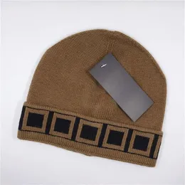 Marchi di stilisti Cappelli a cuffia da uomo Autunno Inverno Tendenza da donna Lettere ricamate Cappelli caldi2632