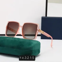 Designer Solglasögon Varumärkesdesign UV400 Eyewear Metal Pu Frame Sun Glasses Män Kvinnor Spegel Solglasögon Polaroid Glaslins med Box333m