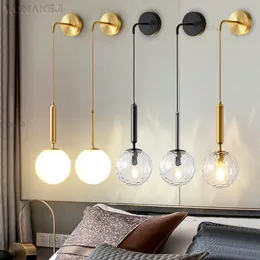 Lámparas de pared modernas para cabecera, lámpara negra/dorada, cuerpo de bola de cristal, bombilla E27, luz de pared Interior para pasillo y sala de estar, adecuada para decoración de habitación