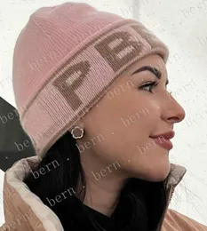 Topseller Fashion Beanie Skull Caps قبعة محبوكة للنساء للنساء الشتاء يحذر القبعات الصوفية الباردة