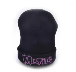 Berets Neueste Modell Misfits Logo Wolle Beanies 6 Farben Stricken Männer Winter Hüte Für Frauen Beanie Warme Mütze Häkeln Baumwolle 5857903