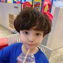 Koreansk version av barnens herrmode tennfolie perm Kort lockigt hår Hög temperatur Silk Wig Head Cover Tiktok Kwai Live Broadcast