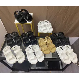 أعلى مصمم Sandales Slingback Platform Dad Sandals Women Dad Sandal Sliders Crystal Calf Leather Black Casual Creamted Platform Summer Summer