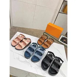 Top Designer Shoes Women Sandal Paseo Comfort Flat Flat Shoes Luxury Nasual Shoes Platform أحذية مشبك جلود Loafer Denim Blue Size35-42