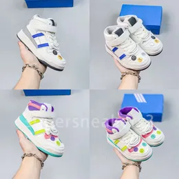 Diseñador Nuevos zapatos para niños Blanco Azul Correa única Zapatilla de deporte de gran tamaño Suela COMO Piel de becerro suave Calzado deportivo para niños