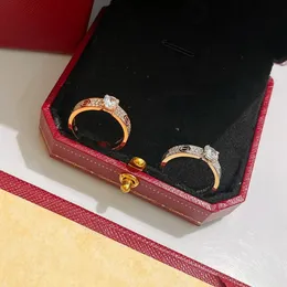 Designer Love Diamond Band Rings Solitaire Gold kaplama 18k lüks klasik küme bandı ring mücevher