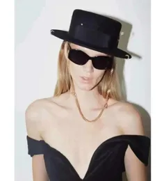 202009weimin outono inverno estilo britânico metal anel pino corrente lã senhora fedoras boné feminino para um estilo de rua shooting2540987