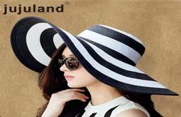 Jujuland 2018 New Summer Female Sun Hats Visor 모자 큰 챙 검은 흰색 줄무늬 밀짚 모자 캐주얼 야외 해변 캡 C1902024357