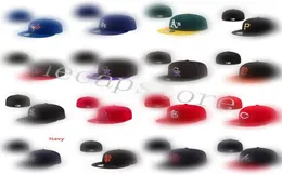 25 stylów Baseball dopasowane czapki klasyczne All Team Flat Visor Hip Hop Letter Sport Men039s Pełna zamknięta konstrukcja Caps Chapeau Gray WI6343098