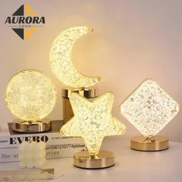 Estatuetas decorativasLED lâmpada de cristal lua estrela 3 cores mesa luz toque escurecimento cabeceira ledlamp romântico diamante recarregável 231207