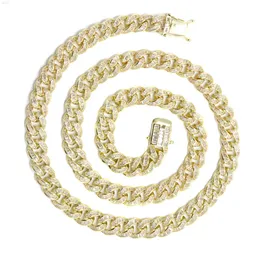 Prezzo all'ingrosso Baggett zirconia VVS Moissanite 925 Sterling Silver Luxury Iced Out Cuban Link Chain for Men Hiphop Jewelry