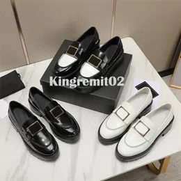 Tasarımcı Elbise Ayakkabı Kadın Loafers Deri Retro Ayakkabı Lüks Platform Ayakkabı Günlük Bayanlar Muller Ayakkabı Metal Logo Loafer