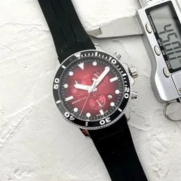 Erkekler İçin Bilek Kafaları 2022 Yeni Erkek Saatler 42mm Çapı Tüm Dial Dial Work Quartz Saat 1853 En Lüks Marka Kronograf Cloc302y