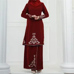 Etnik Giyim 2 Parça Set Malezya Müslüman Kadınlar Abayas İşlemeli Üstler Uzun Maxi Etek Eid Kaftan Türkiye İslam Arap Elbiseleri Dubai