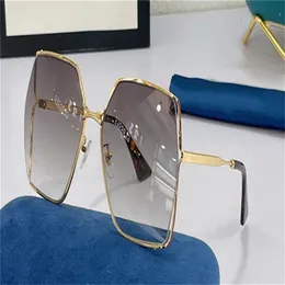 Nuevo diseño de moda mujer gafas de sol 0817 metal marco completo lente irregular tendencia de pierna de resorte y forma generosa uv400 protección eyew234x