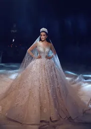 Wspaniałe sukienki ślubne Sheer Jewel Neck Lace 3D Floral Appliques Rhinestone Peads Luksusowa suknia ślubna Dubaj