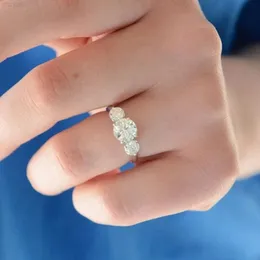 Personalizar chapado en oro 3ct corte de pera Vvs Moissanite anillo de diamante mujeres compromiso de boda anillo de dos bandas de oro amarillo de 18 k