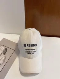 casquette Дизайнерские шляпы роскошные модные буквы с вышивкой солнцезащитный козырек Бейсболка Несколько стилей Женщины Мужчины Спортивные кепки Outdoo6410257