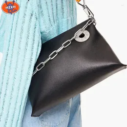 Omuz çantaları mzxm İspanya PU deri Lady Crossbody Round Messenger Bag Lüks Tasarımcı Kadınların Düz Renk Metal Zinciri