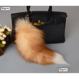 Keychains & Lanyards Fox Tail Pendants Chain 40Cm Fur Pom Charm Bag Car Key Ring Gift Jewelry K16446804610 Drop Delivery Fashion Acces Dhman