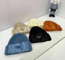 2021 triangle letter knitted hat stitching satin out of the street couple styles warm and thick winter accessories outdoor fashion8666686