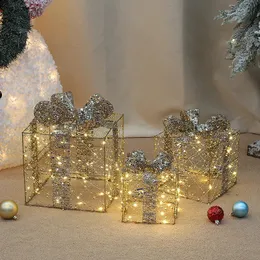 Decorações de Natal Ferro forjado de Natal Caixa de presente de três peças Enfeites de árvore de Natal Luminous Iron Art Home Outdoor Christmas Decorations Mall 231207
