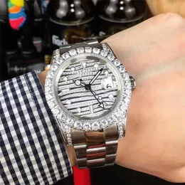 Reloj de diamantes Reloj para hombre Relojes mecánicos completamente automáticos Cierre plegable de 40 mm Correa de acero inoxidable Diseño impermeable Montre de Luxeqq