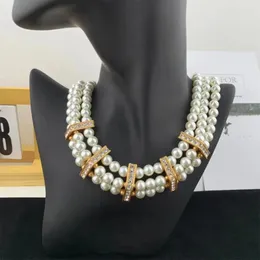 Girocollo moda temperamento 3 file di perle di vetro con strass collane a catena clavicolare per gioielli da regalo per ragazze da donna all'ingrosso