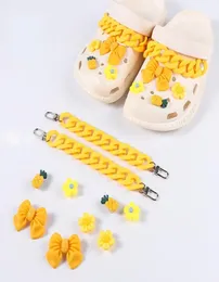 10-14pcs/set kombinasyon takıları pvc s aksesuarları diy zincir sevimli çiçek kızı ayakkabı dekorasyonu için jibz1917707