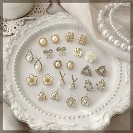Kolczyki stadninowe kadrufi kobiety vintage elegancki perłowy kryształowy przeszywający temperament metalowy łuk kwiat biały biżuteria ślubna