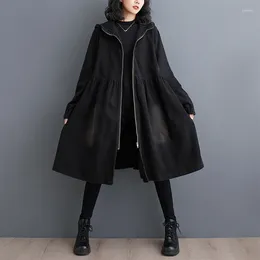 여자 재킷 슈퍼 아엔 레트로 세탁 된 대형 데님 재킷 2024 가을 겨울 캐주얼 느슨한 트렌치 코트