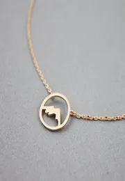 Collana da montagna in oro rosa Collana da donna Gioielli semplici Regalo da damigella d'onore Girocollo in acciaio inossidabile Ciondolo circolare Collare Femme 20206593301