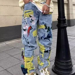 Neue männer Jeans Malerei Gestickte Patch Denim Zerrissene Für Männer Streetwear Gewaschen Zerstört Plissee Gerade Jean Männlichen Quasten