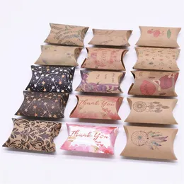 Envoltório de presente 10/20/50 pcs multi-padrões impressos caixas de papel kraft bonito mini travesseiro em forma de sacos de doces para favores de casamento caixa embalagem 207u